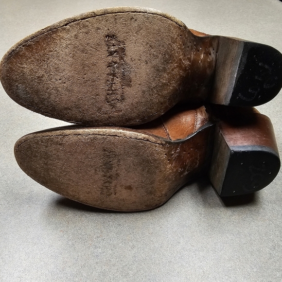 Shyanne Millie Floral Embroidered Booties Round Toe size 6.5 - Picture 9 of 12